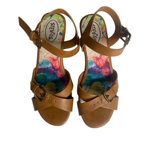 Stevies Shoes - Steve Madden Stevies Groovy Sandals Girls Size 4 Brown Strap Faux Leather